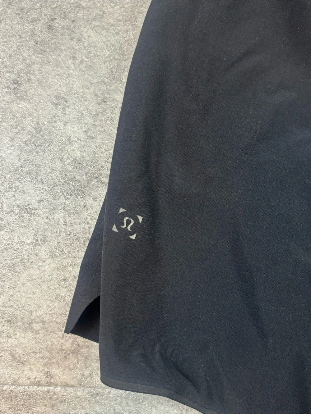 Lululemon Surge Short 6" Lined Drawstring Black Medium M7A99S - Picture 3 of 10